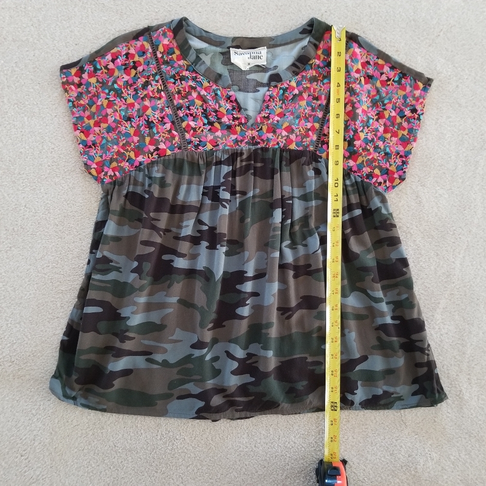 Savanna Jane Floral Embroidered Camouflage Print Jersey Top Size M - Picture 9 of 10